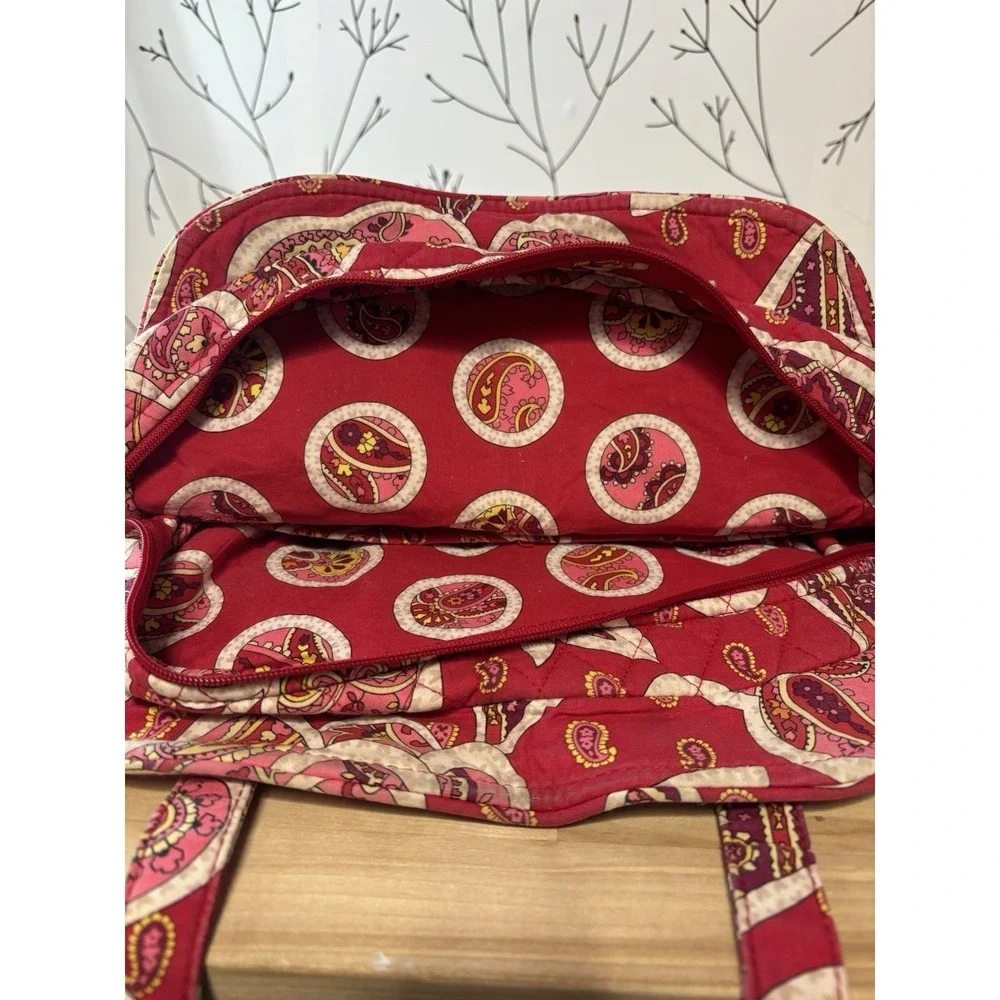 Vera Bradley Rosy Posies Pattern Pleat Tote Bag